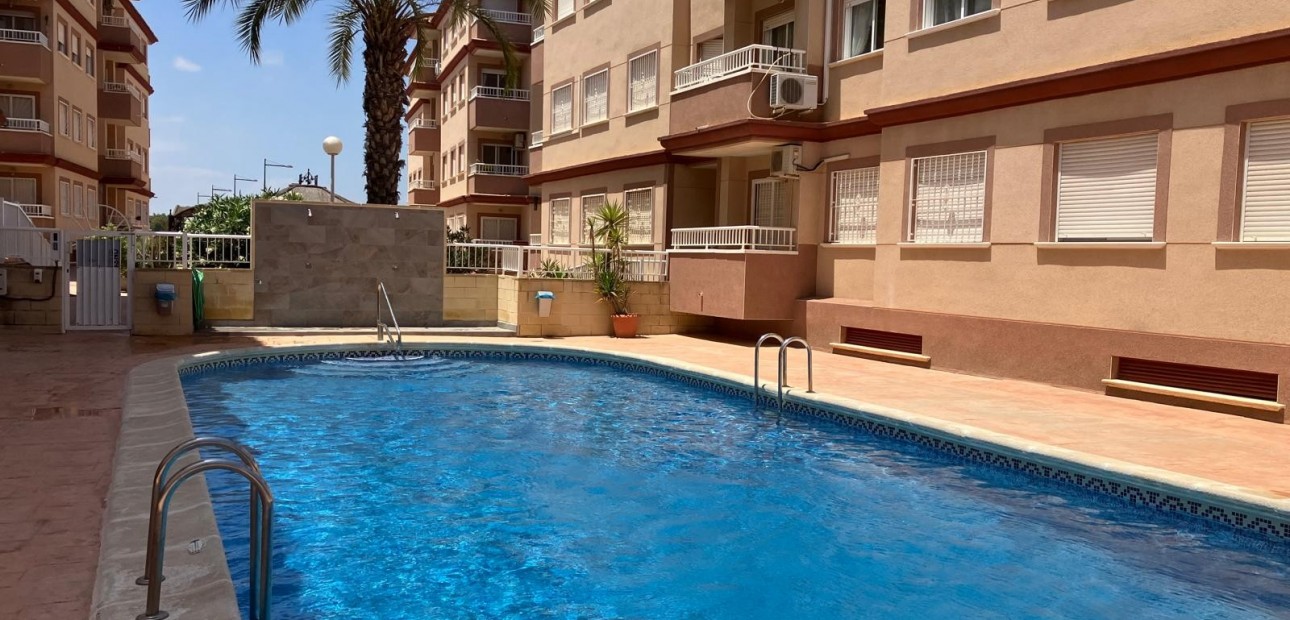 Sale - Apartment / flat -
Algorfa - Algorfa - Village