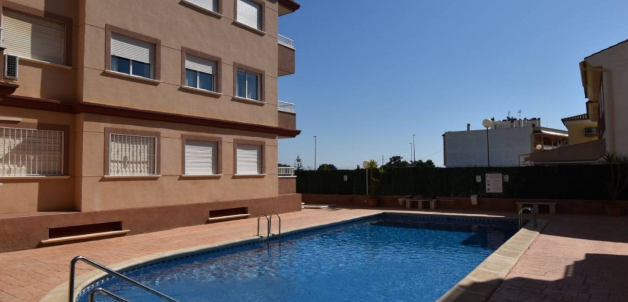 Sale - Apartment / flat -
Algorfa - Algorfa - Village