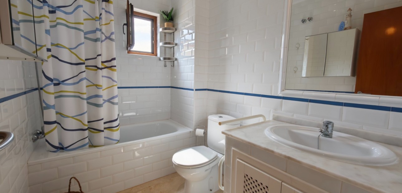 Sale - Apartment / flat -
Algorfa - La Finca Golf Resort