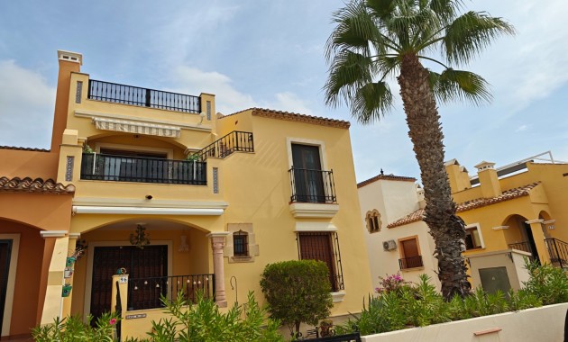 Sale - Apartment / flat -
Algorfa - La Finca Golf Resort