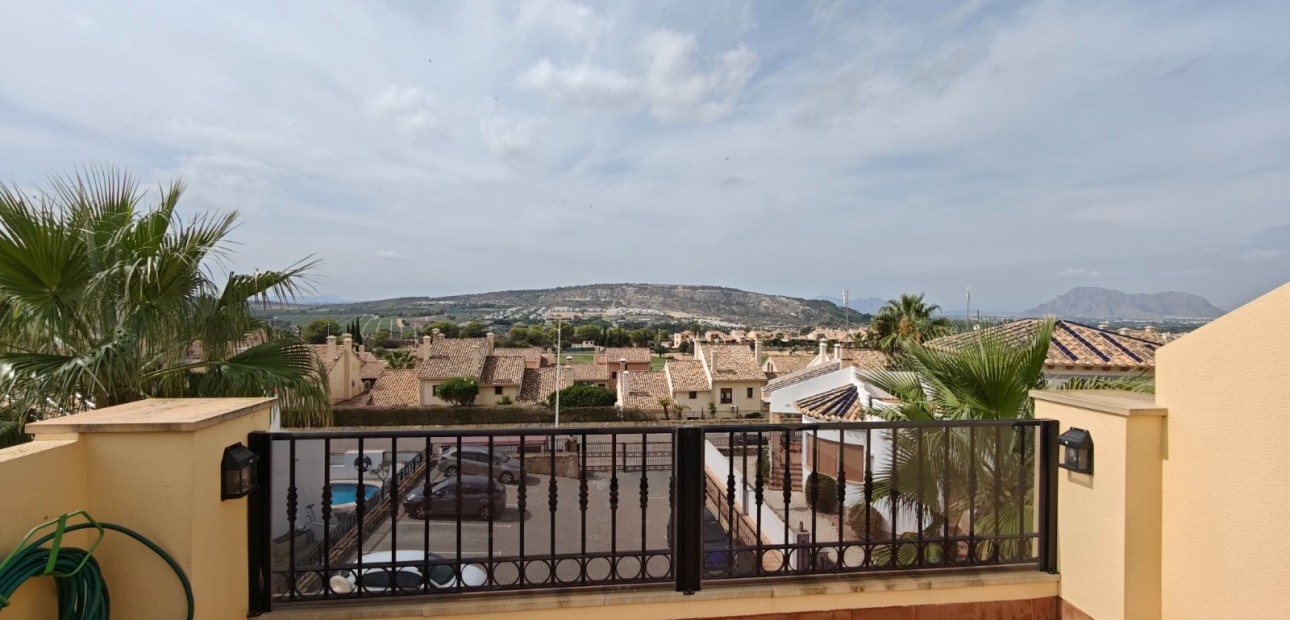 Sale - Apartment / flat -
Algorfa - La Finca Golf Resort