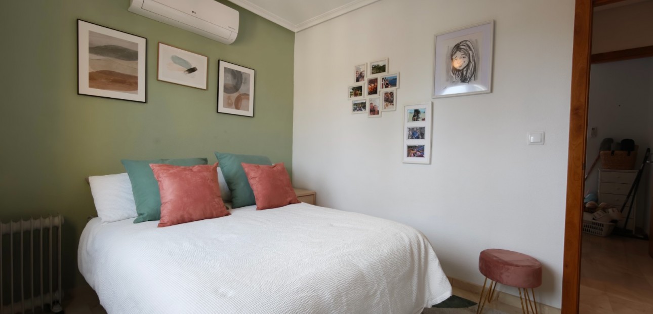 Sale - Apartment / flat -
Algorfa - La Finca Golf Resort