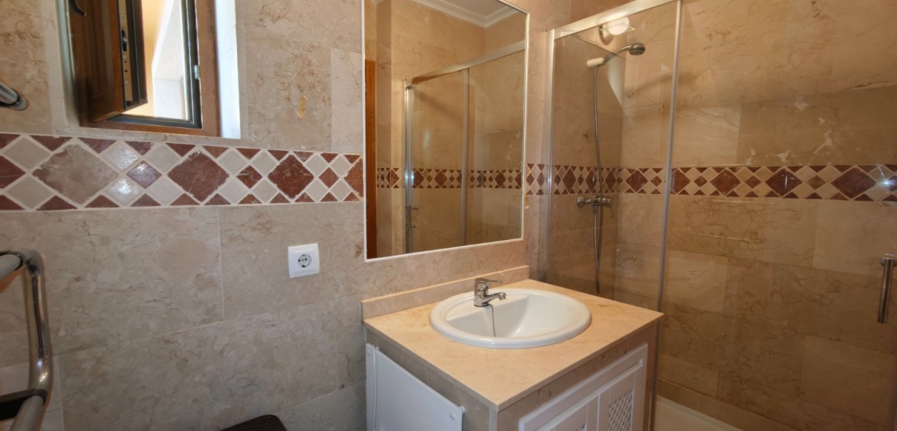 Sale - Apartment / flat -
Algorfa - La Finca Golf Resort