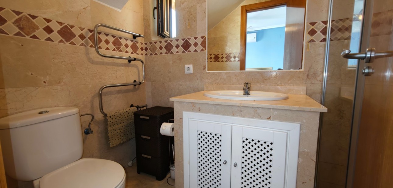 Sale - Apartment / flat -
Algorfa - La Finca Golf Resort