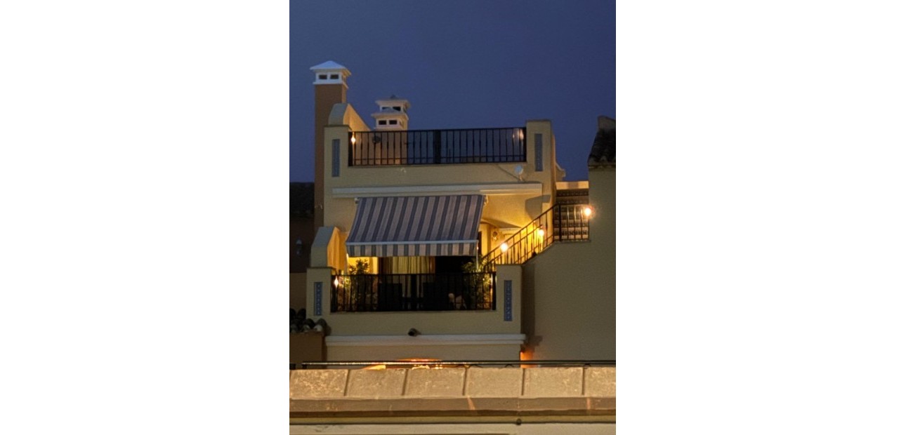 Sale - Apartment / flat -
Algorfa - La Finca Golf Resort