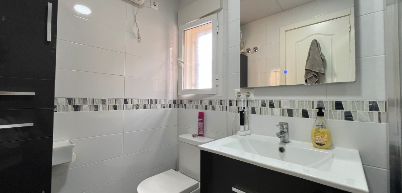 Sale - Apartment / flat -
Algorfa - Algorfa - Village