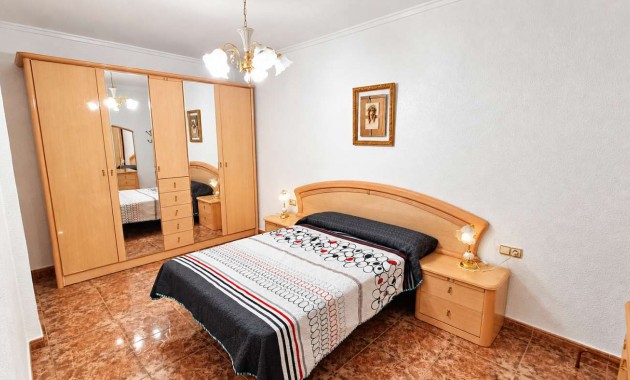 Sale - Apartment / flat -
Rojales - Rojales - Village