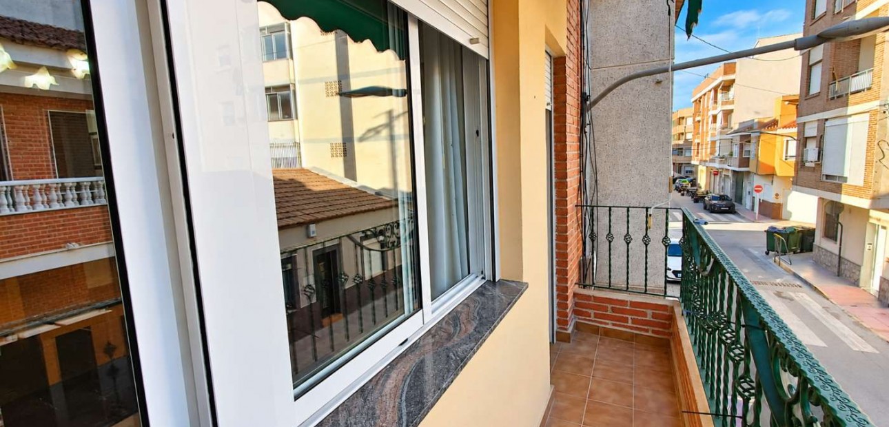 Sale - Apartment / flat -
Rojales - Rojales - Village