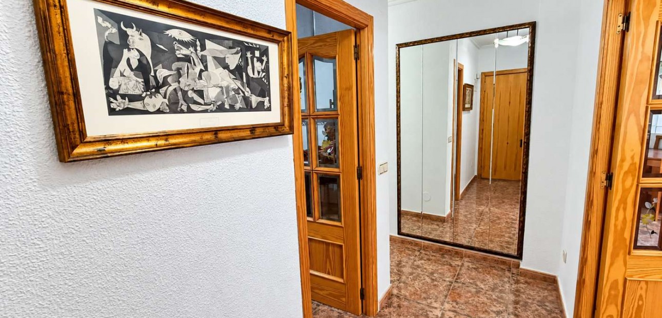 Sale - Apartment / flat -
Rojales - Rojales - Village