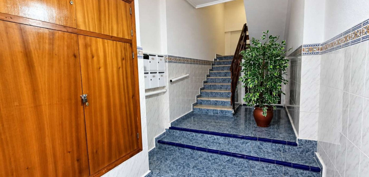 Sale - Apartment / flat -
Rojales - Rojales - Village