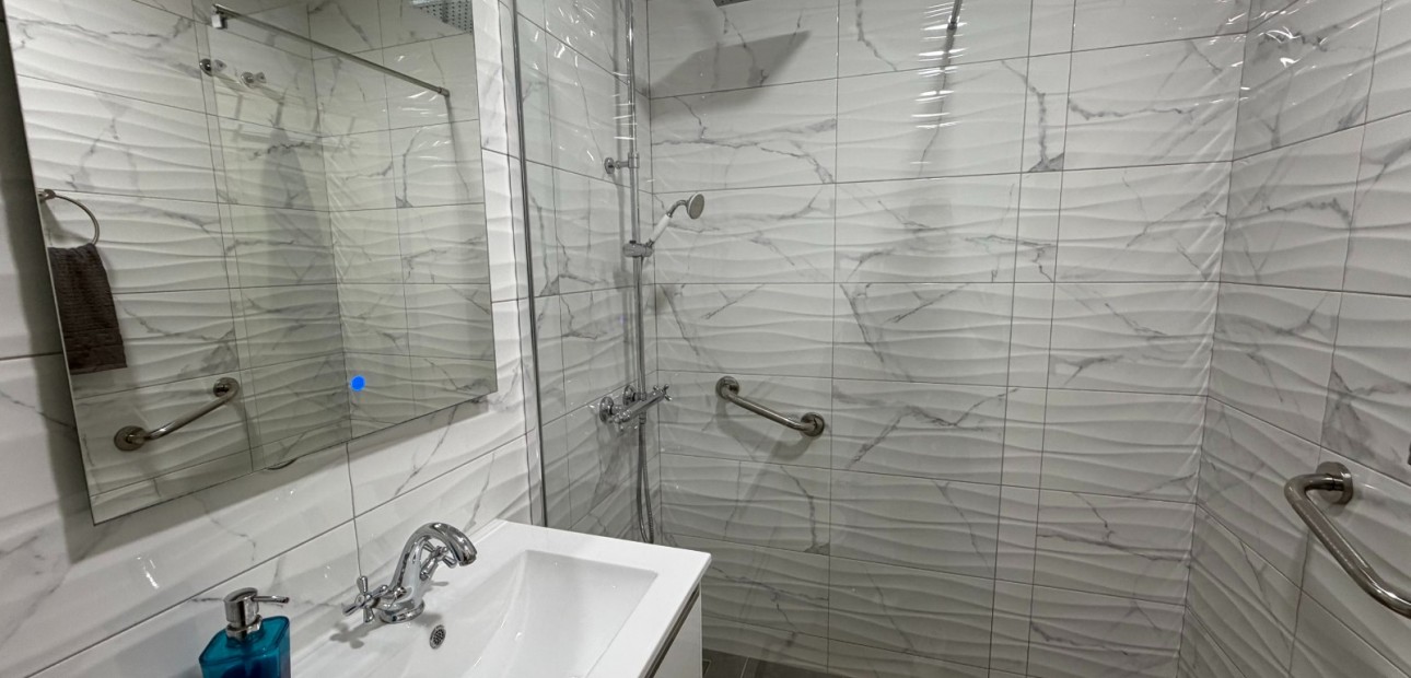 Sale - Apartament -
Vistabella Golf