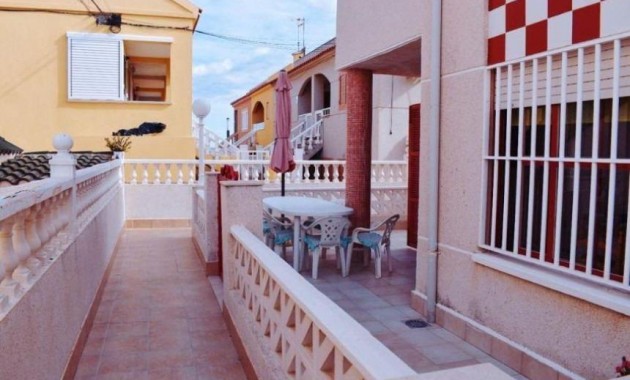 Venta - Terraced house -
Torrevieja - La Mata pueblo