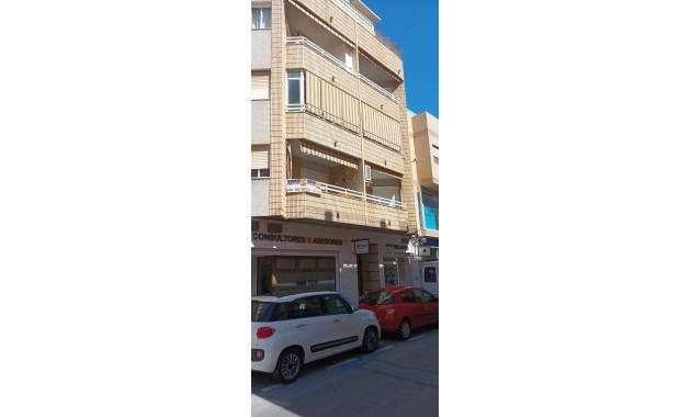 Venta - Apartamento / piso -
Torrevieja - Los Balcones