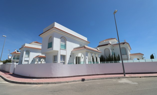 Sale - Detached Villa -
Ciudad Quesada - La Laguna