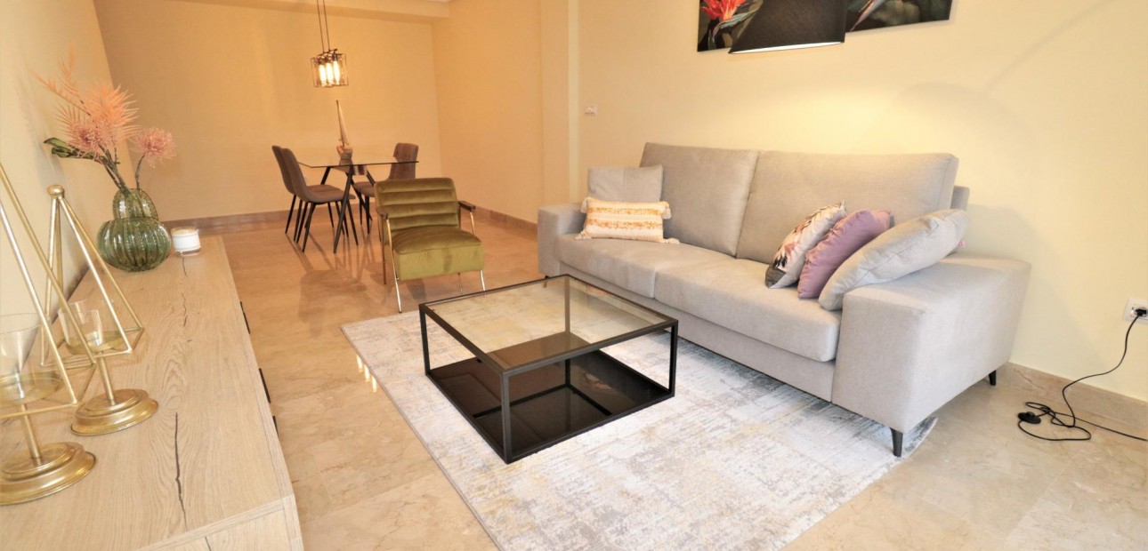 Venta - Apartamento / piso -
Torrevieja - Los Balcones