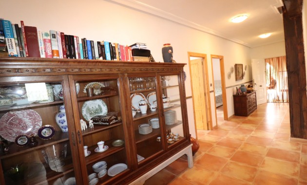 Sale - Country Property -
Albatera