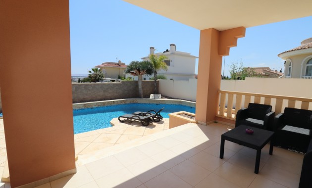 Sale - Villa -
Ciudad Quesada - Doña Pepa