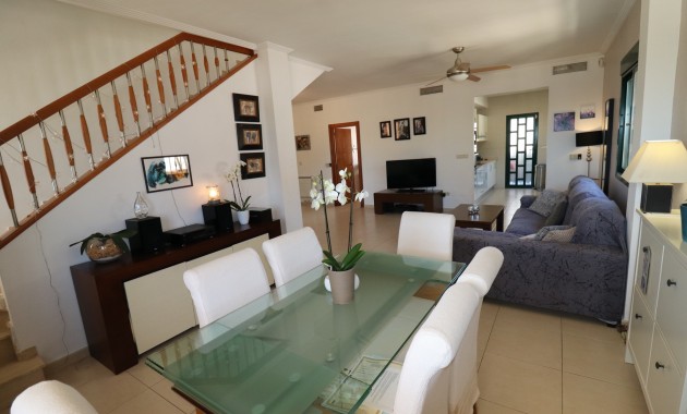 Sale - Villa -
Ciudad Quesada - Doña Pepa