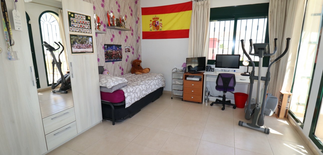 Sale - Villa -
Ciudad Quesada - Doña Pepa