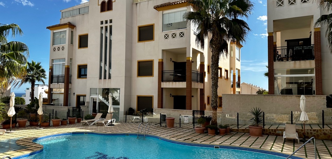 Sale - Apartment / flat -
Guardamar del Segura - Guardamar Hills