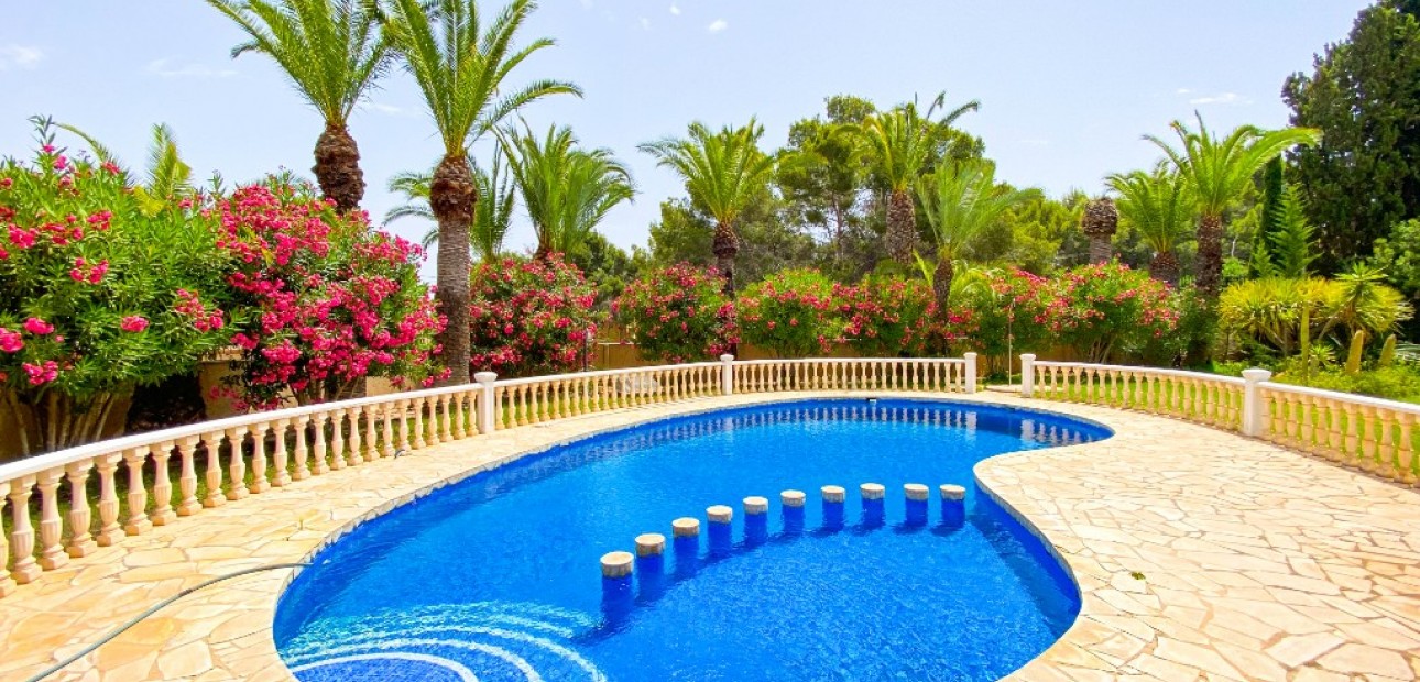 Venta - Luxury Villa -
Villamartin