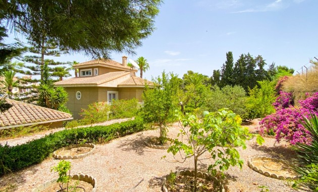 Venta - Luxury Villa -
Villamartin