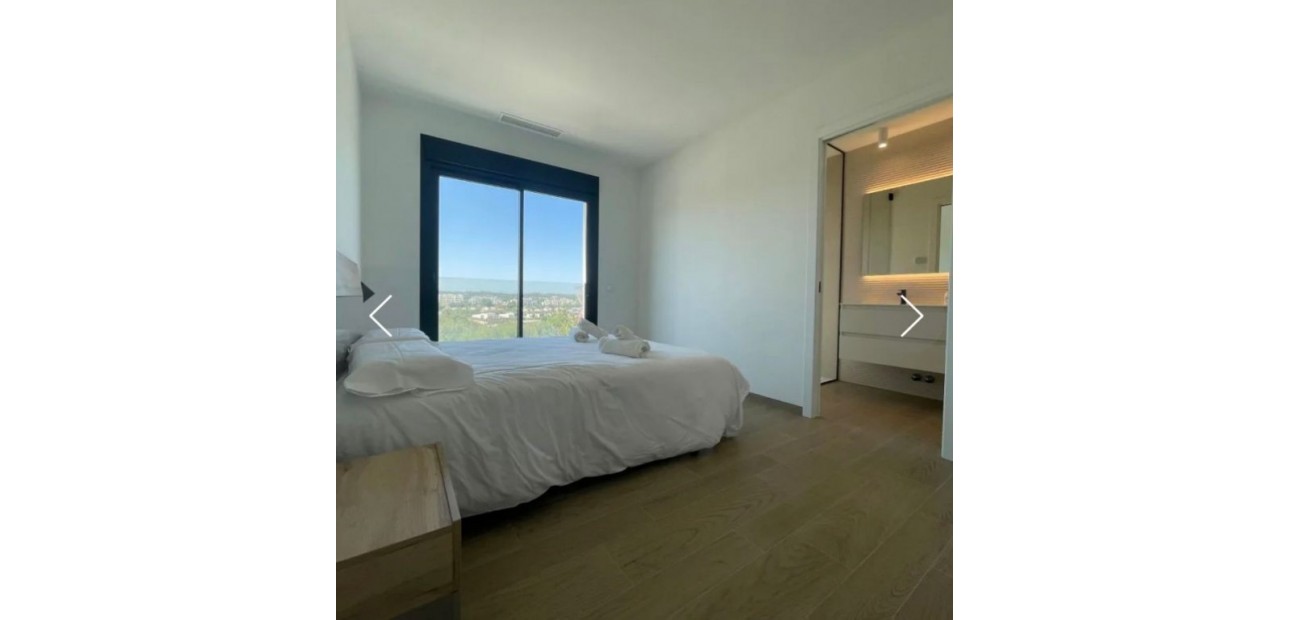 Venta - Apartamento / piso -
Las Colinas Golf