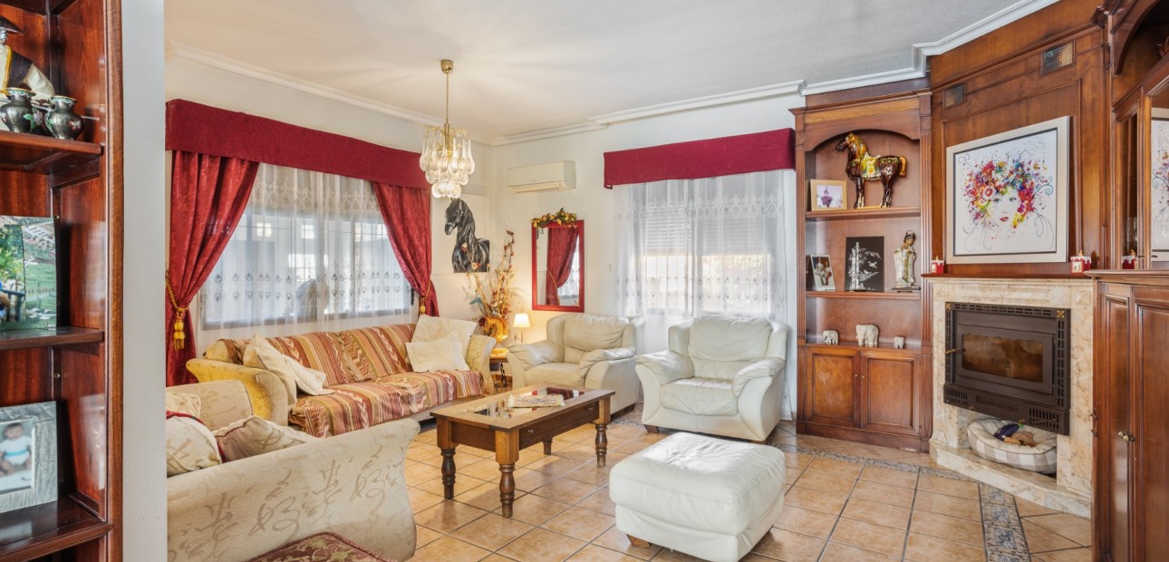Sale - Country House -
Fortuna