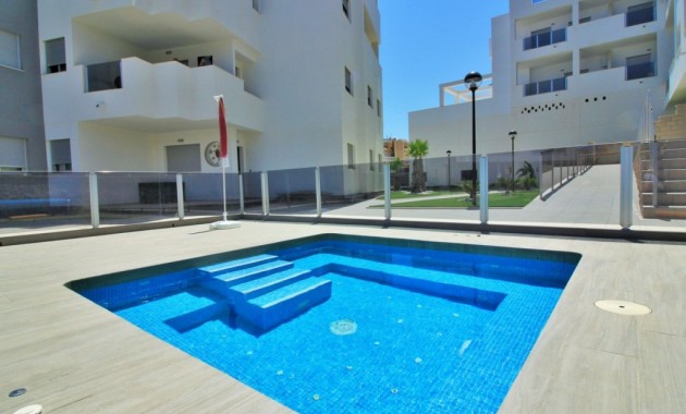 Venta - Apartamento / piso -
Dehesa de Campoamor