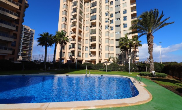 Sale - Apartment / flat -
Guardamar del Segura - Guardamar del Segura - Town