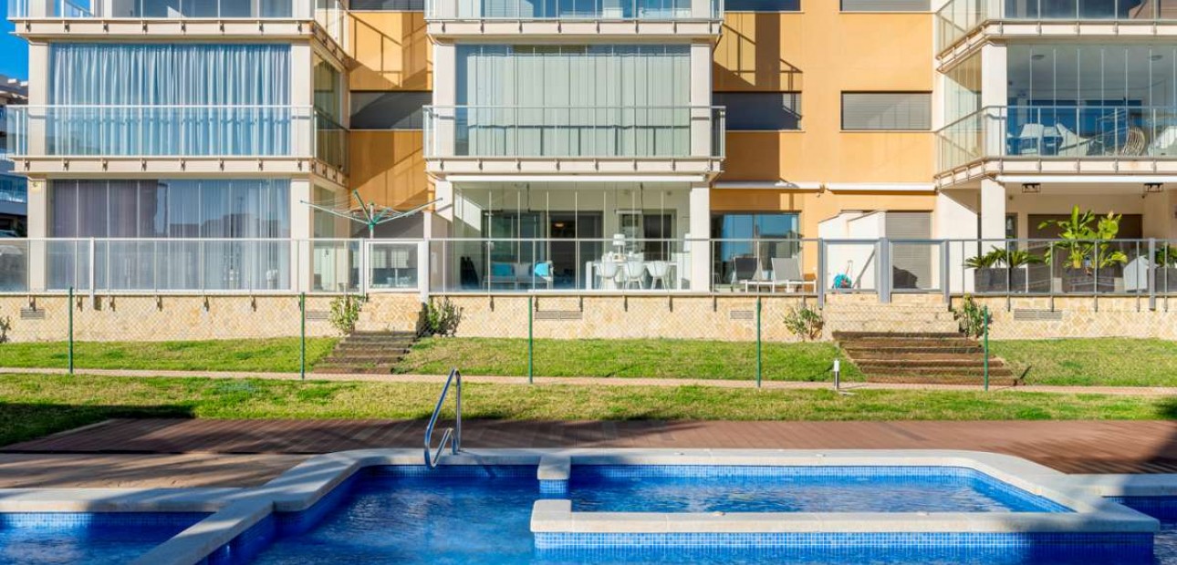 Venta - Apartamento / piso -
Villamartín