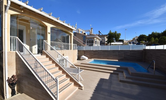 Venta - Villa -
Torrevieja - Los altos