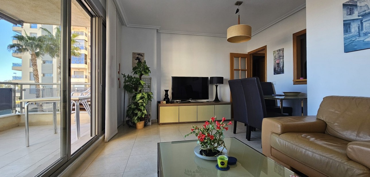 Sale - Apartment / flat -
Guardamar del Segura - PUERTO