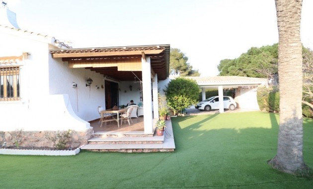 Sale - Villa -
Orihuela Costa - Altos de Campoamor