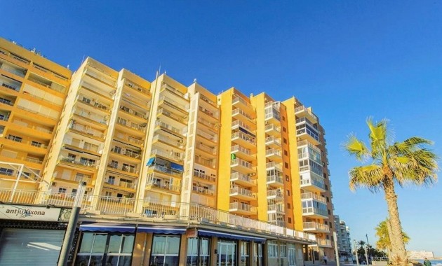 Sale - Apartment / flat -
Torrevieja - Playa de los Locos