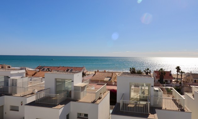 Sale - Town house -
Guardamar del Segura - Guardamar Playa