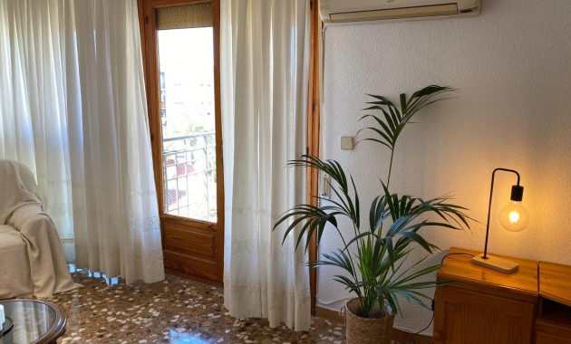 Sale - Apartment / flat -
Elche - Centro