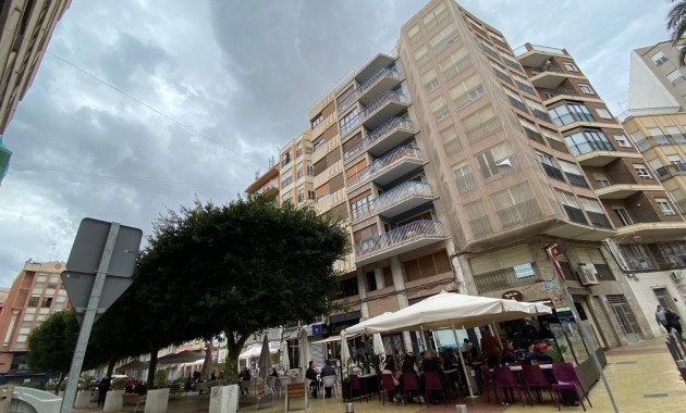 Sale - Apartment / flat -
Elche - Centro