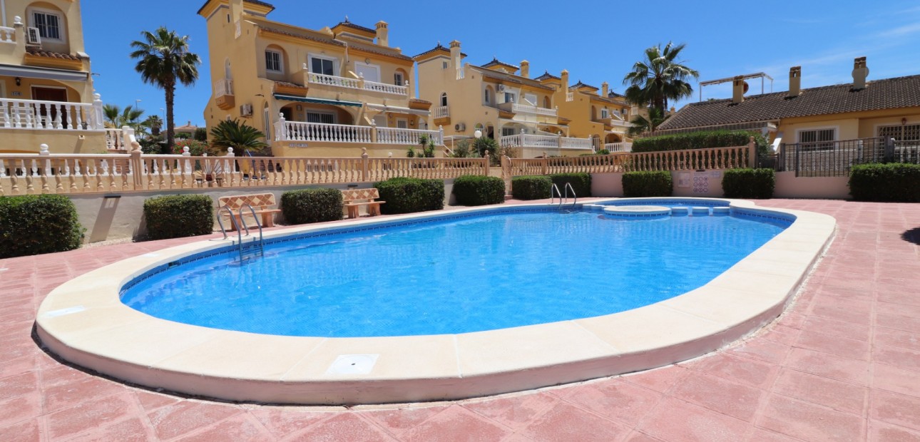 Sale - Semi Detached Villa -
Benimar - Benimar I