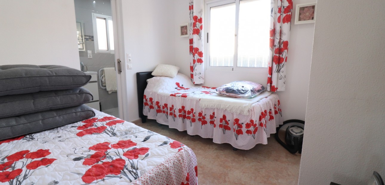 Herverkoop - Detached Villa -
Algorfa - Montemar