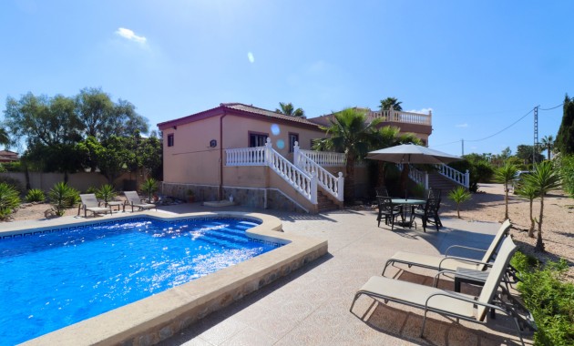 Venta - Country Property -
Catral