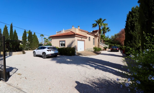 Venta - Country Property -
Catral