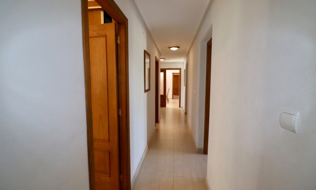 Venta - Country Property -
Catral