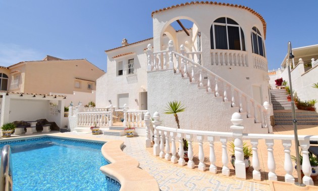 Herverkoop - Detached Villa -
San Miguel de Salinas - BLUE LAGOON