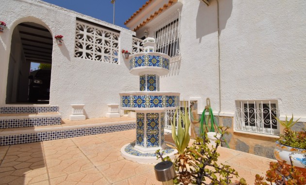 Venta - Detached Villa -
San Miguel de Salinas - BLUE LAGOON