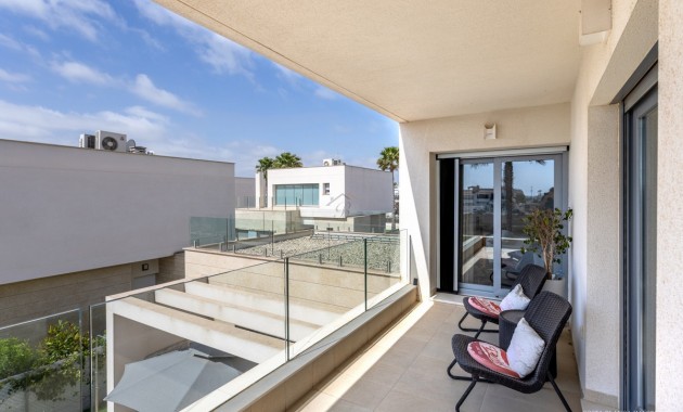 Sale - Villa -
Orihuela - Vistabella Golf